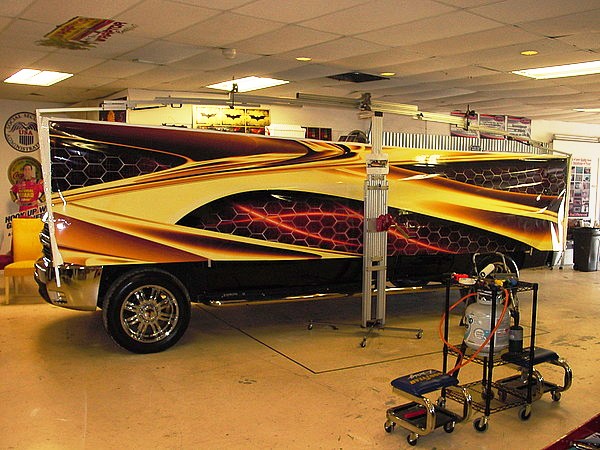 Now you can wrap a 24 foot long vehicle unassisted.
